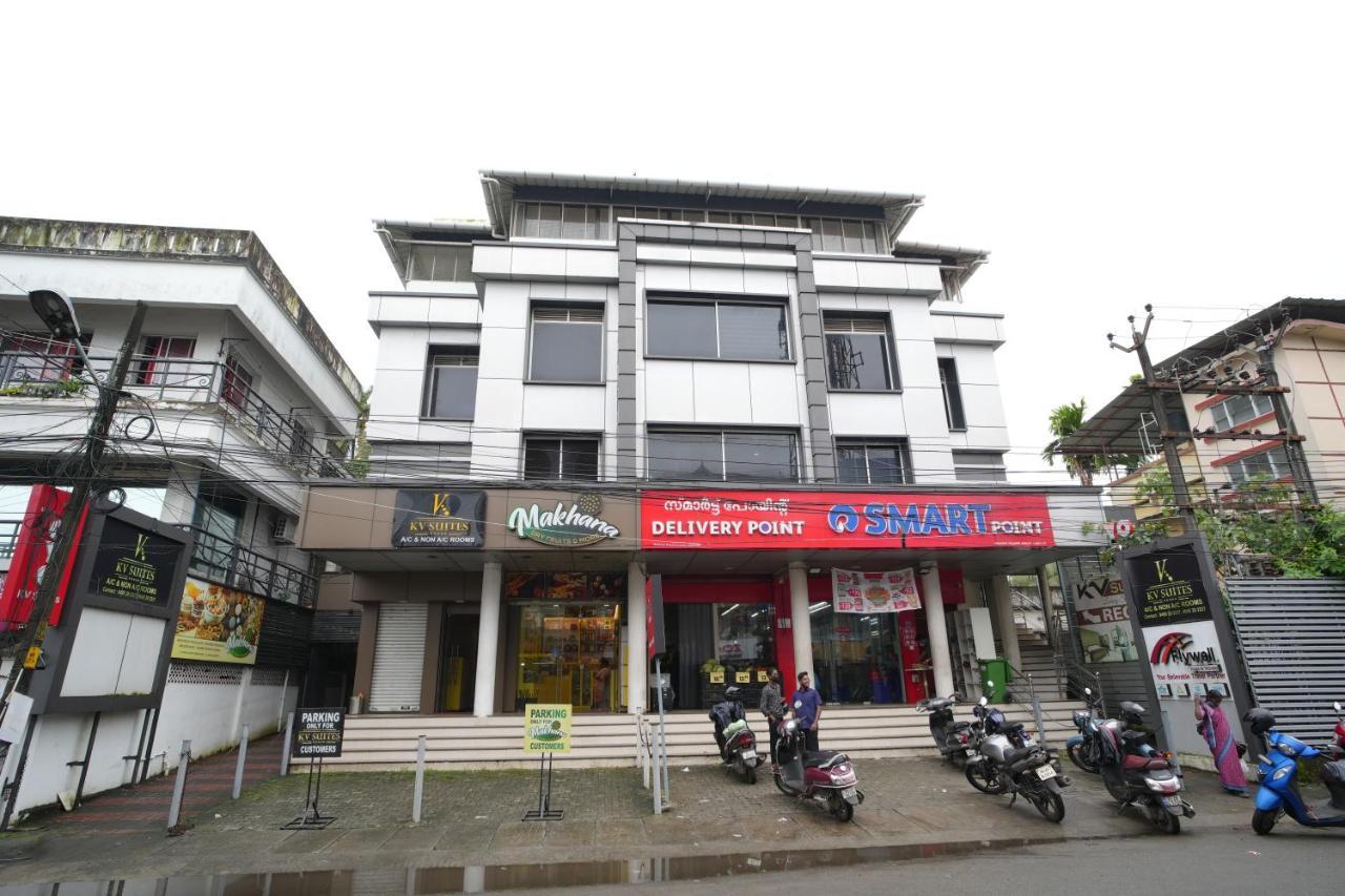 K V Suites Kochi 외부 사진