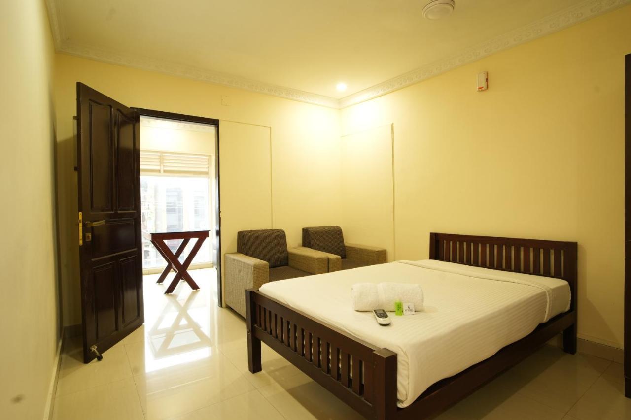 K V Suites Kochi 외부 사진