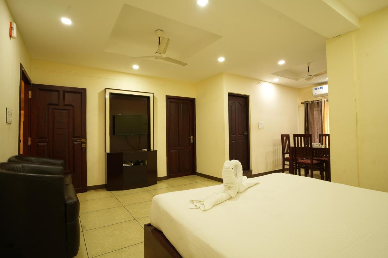 K V Suites Kochi 외부 사진