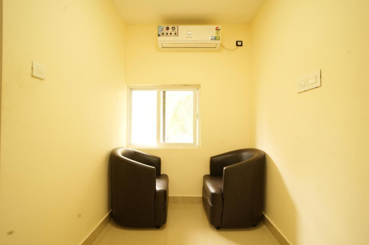 K V Suites Kochi 외부 사진