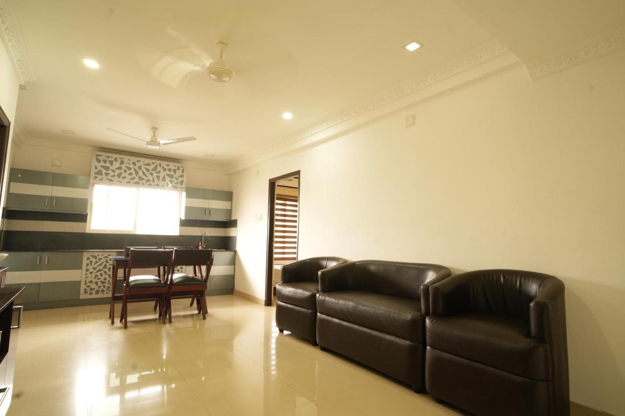 K V Suites Kochi 외부 사진