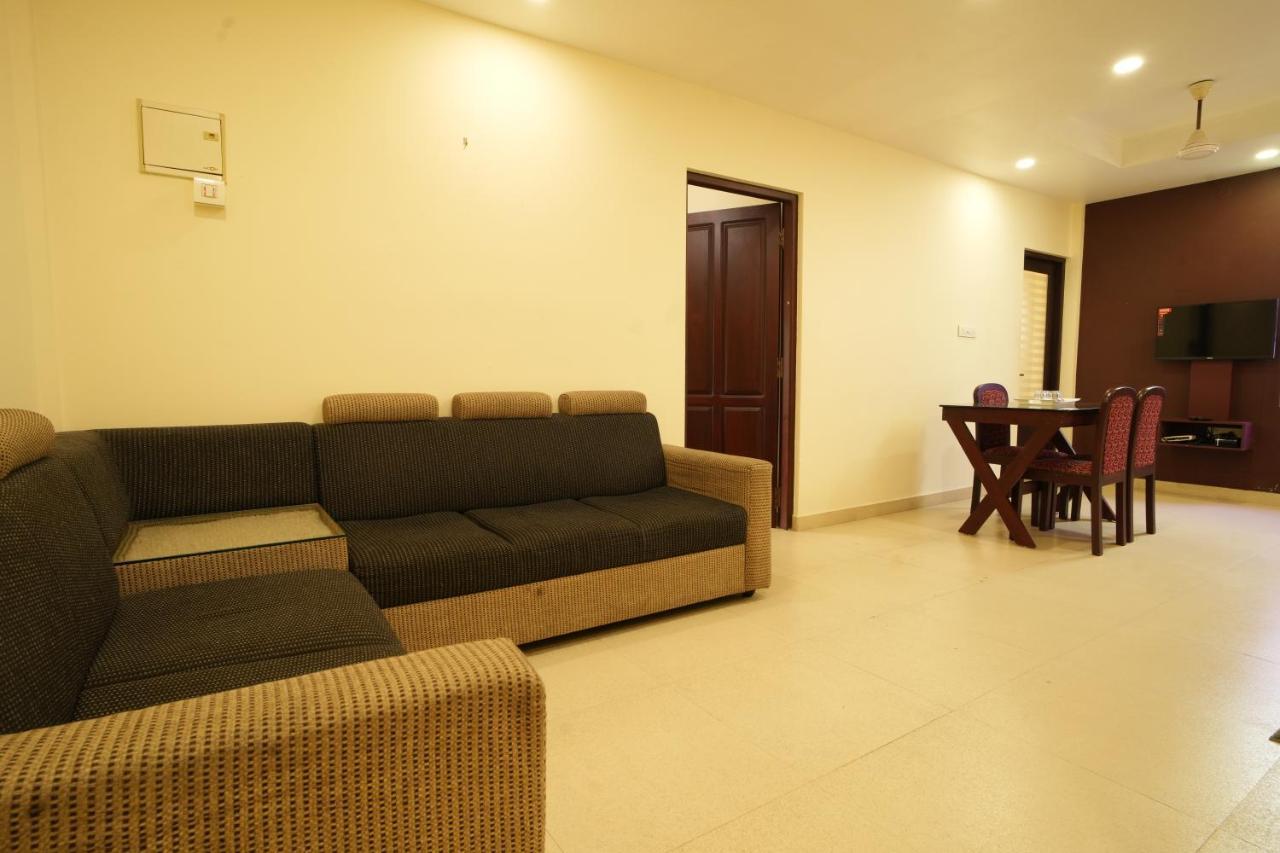 K V Suites Kochi 외부 사진