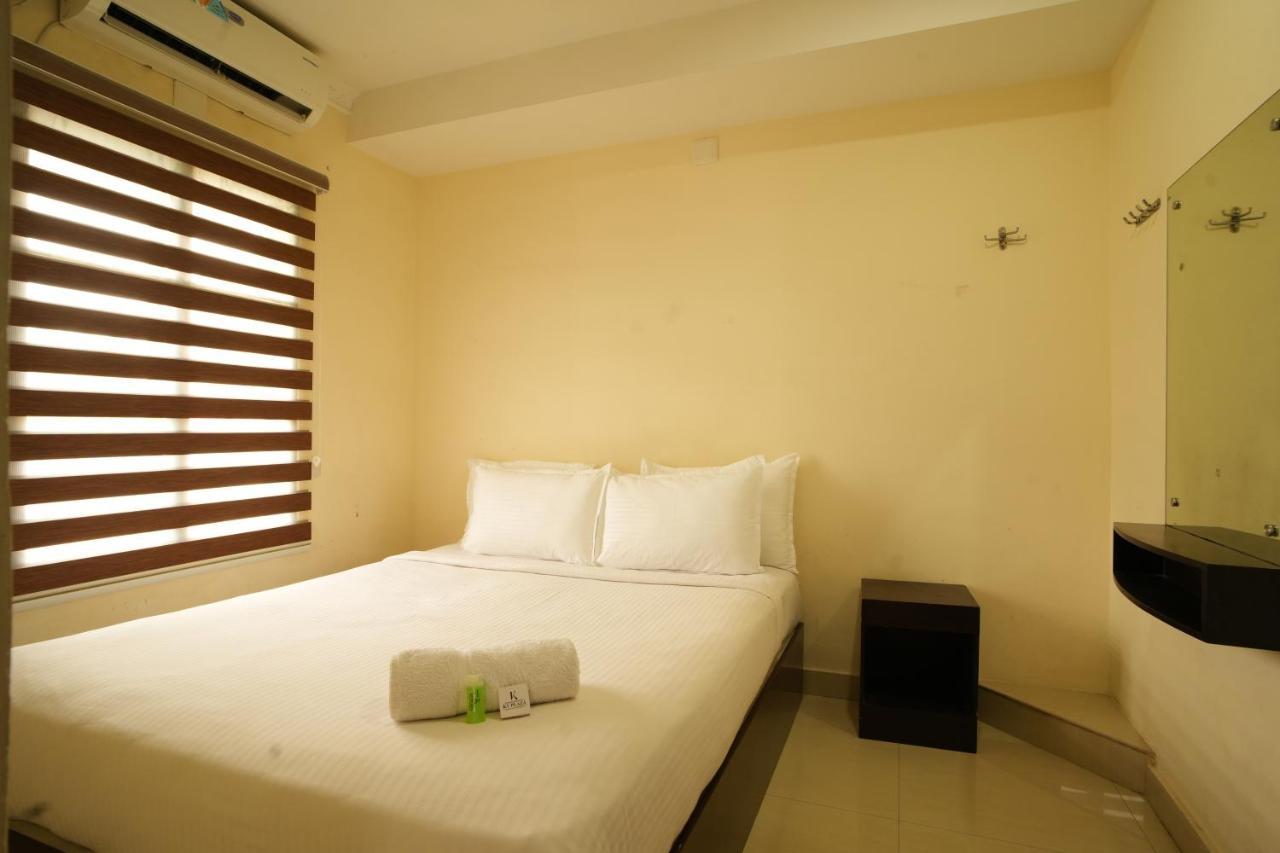 K V Suites Kochi 외부 사진