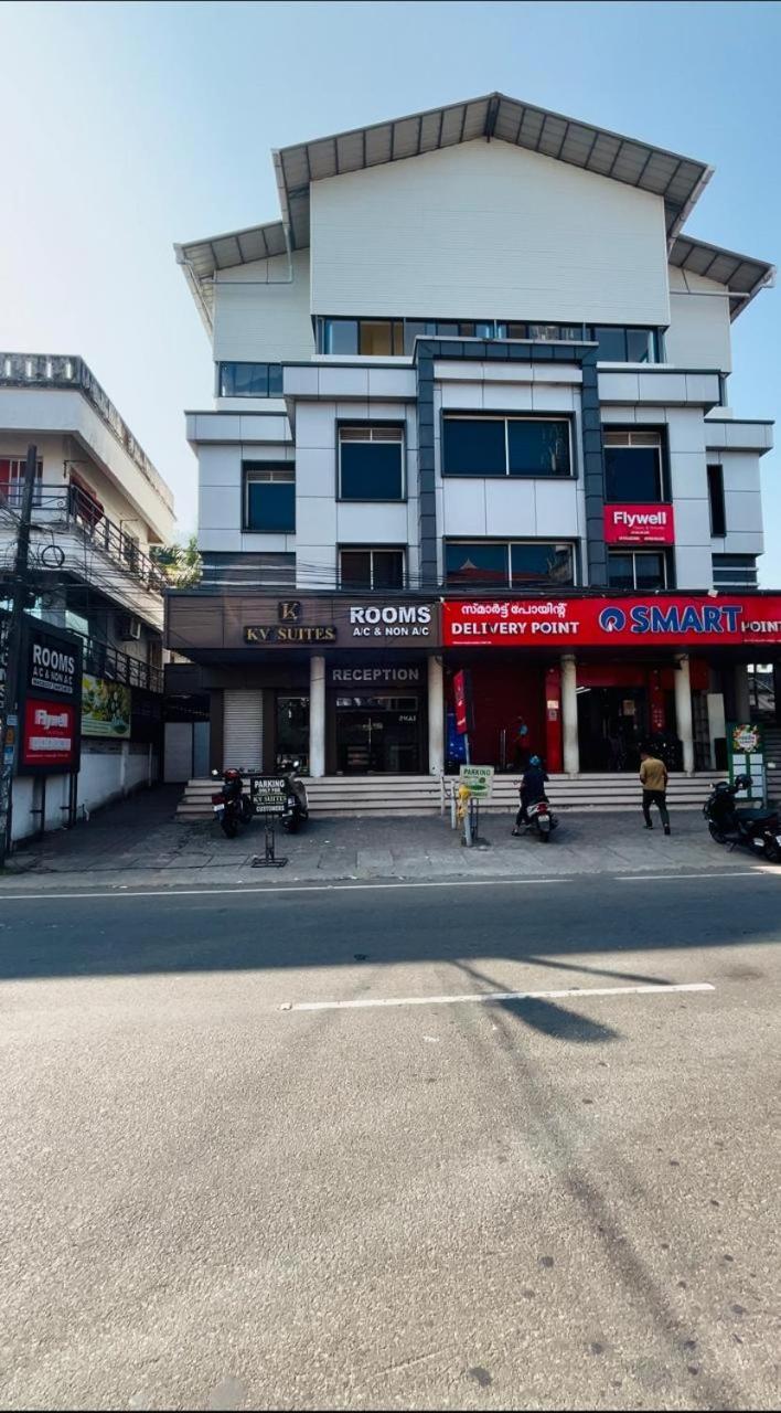 K V Suites Kochi 외부 사진